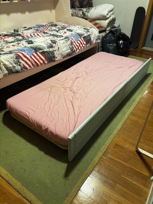 Quarto infantil/juvenil