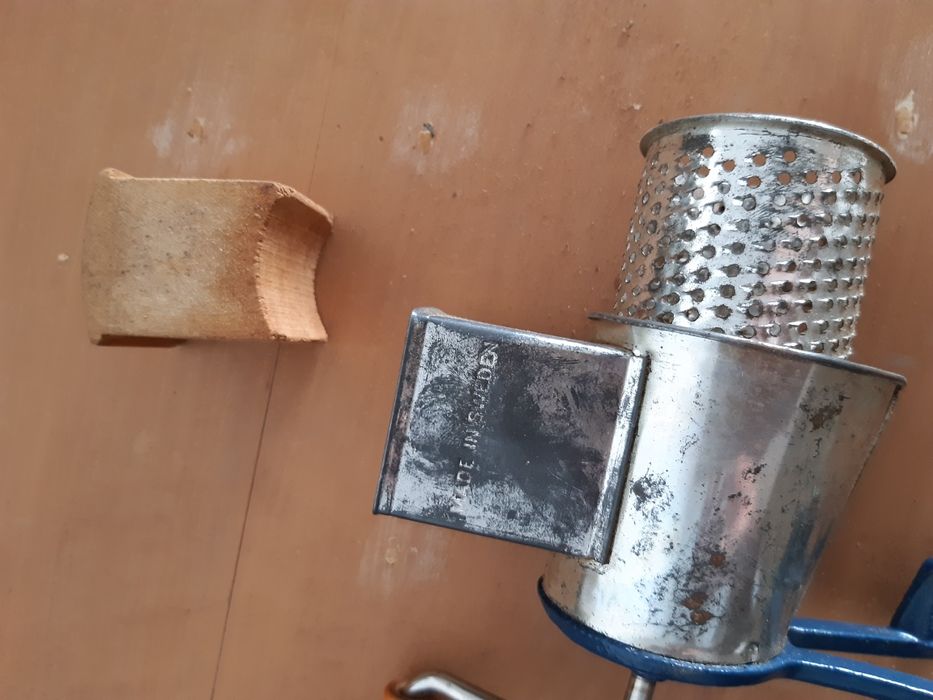 Moedor em ferro  antigo