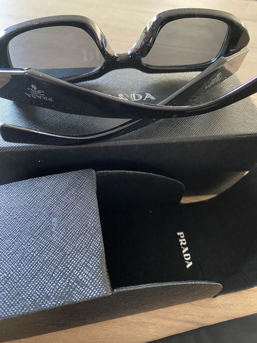 Okulary Prada. .