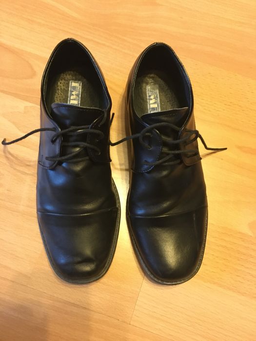 Czarne buty do garnituru eleganckie rozmiar 36