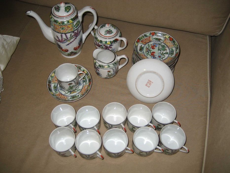 Serviço de Café de Macau "Luta de Galos"