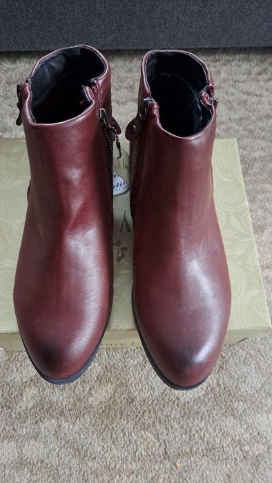 Botki bordowe 42 nowe