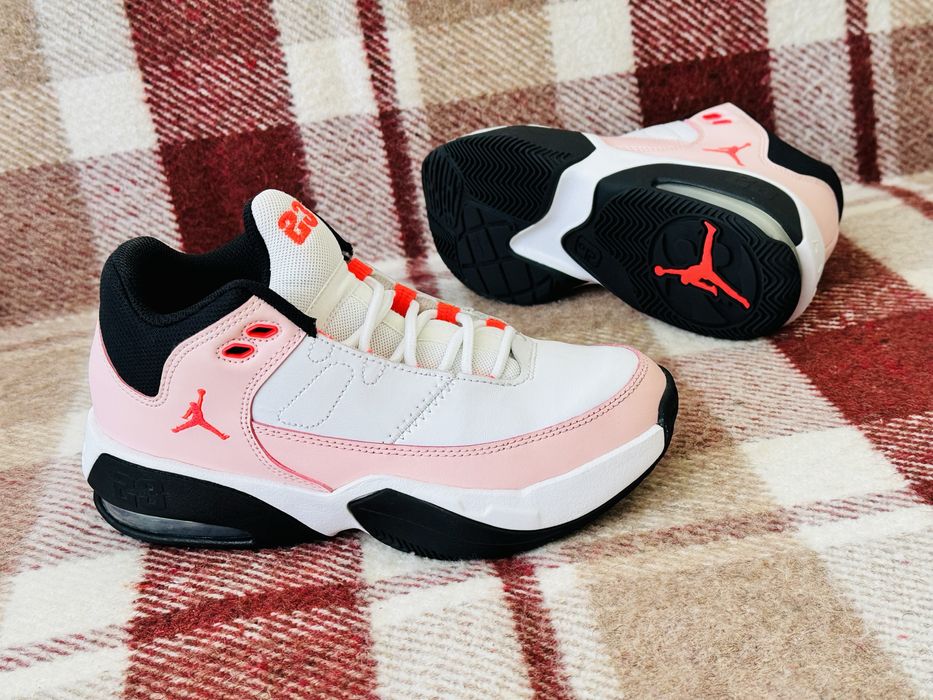 (Оригінал) дитячі кросівки Jordan Max Aura 3, розмір 35