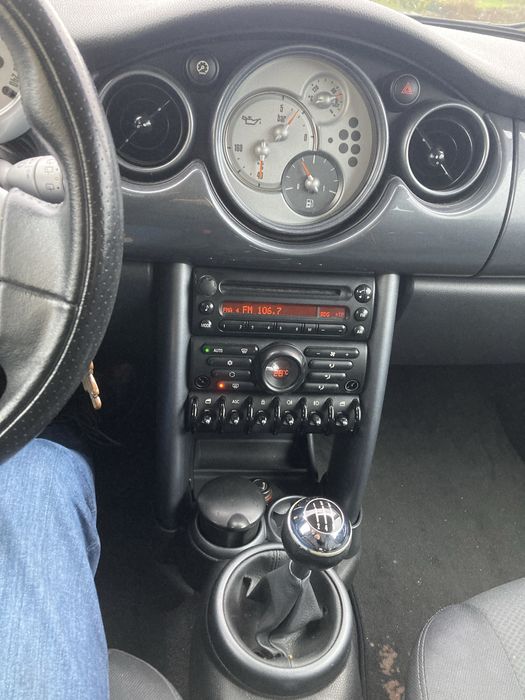 Mini cooper  1.6 gasolina  115cv