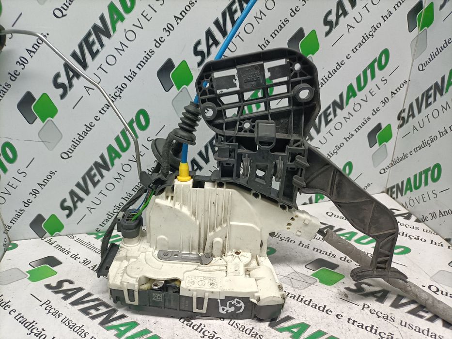 Fechadura / fecho porta frente direito MERCEDES-BENZ Classe B (W246, W