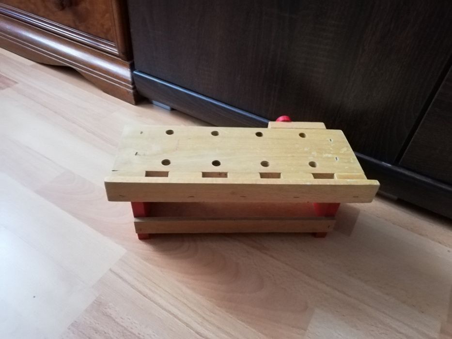 drewniany stoliczek - mini warsztat dla dziecka prl