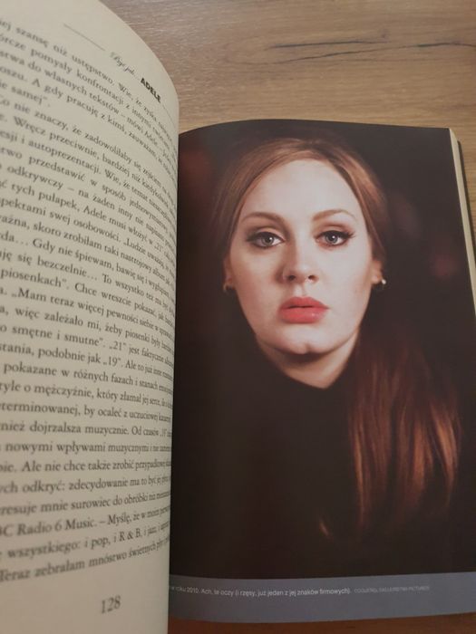 Książka "Być jak.. ADELE" Caroline Sanderson