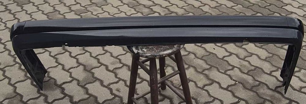 Zderzak Tylny BMW E30 SERIA3 (82-94r.) Szeroka Lampa Oryginalny KLASYK