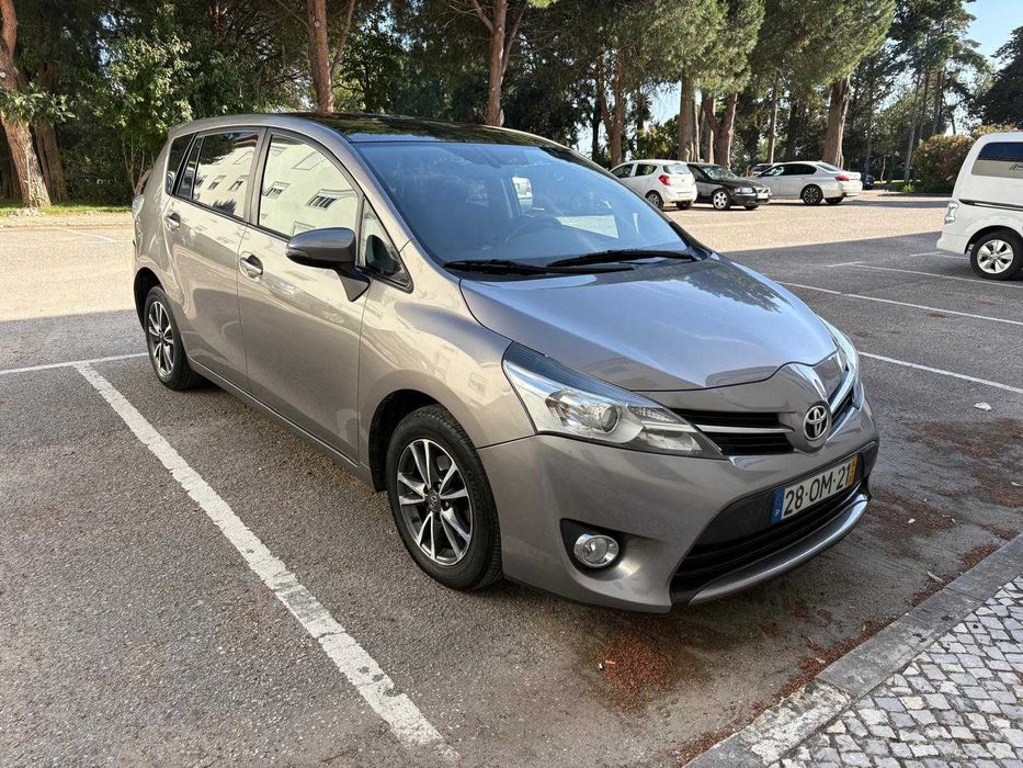 Toyota Verso 1.6 Diesel 7 Lugares