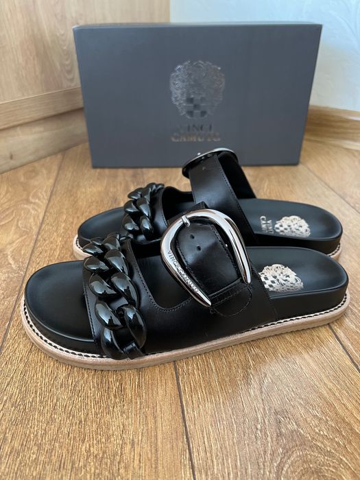 Нові шльопанці Vince Camuto р. 37.5