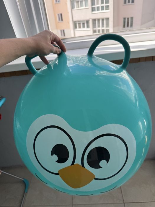 Продам великий надувний мʼяч