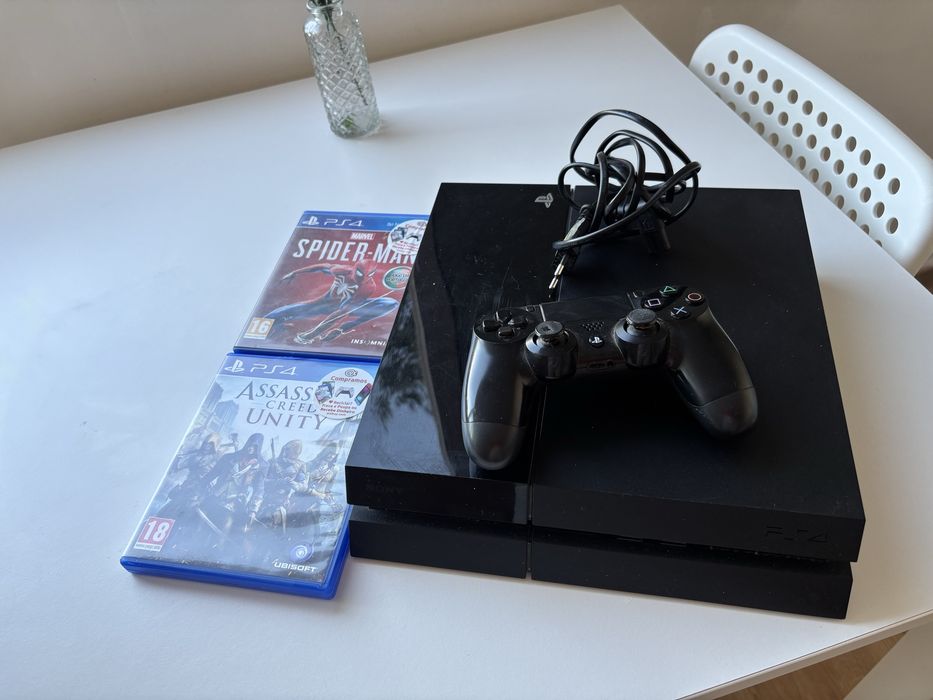 ps4 com jogos e comando
