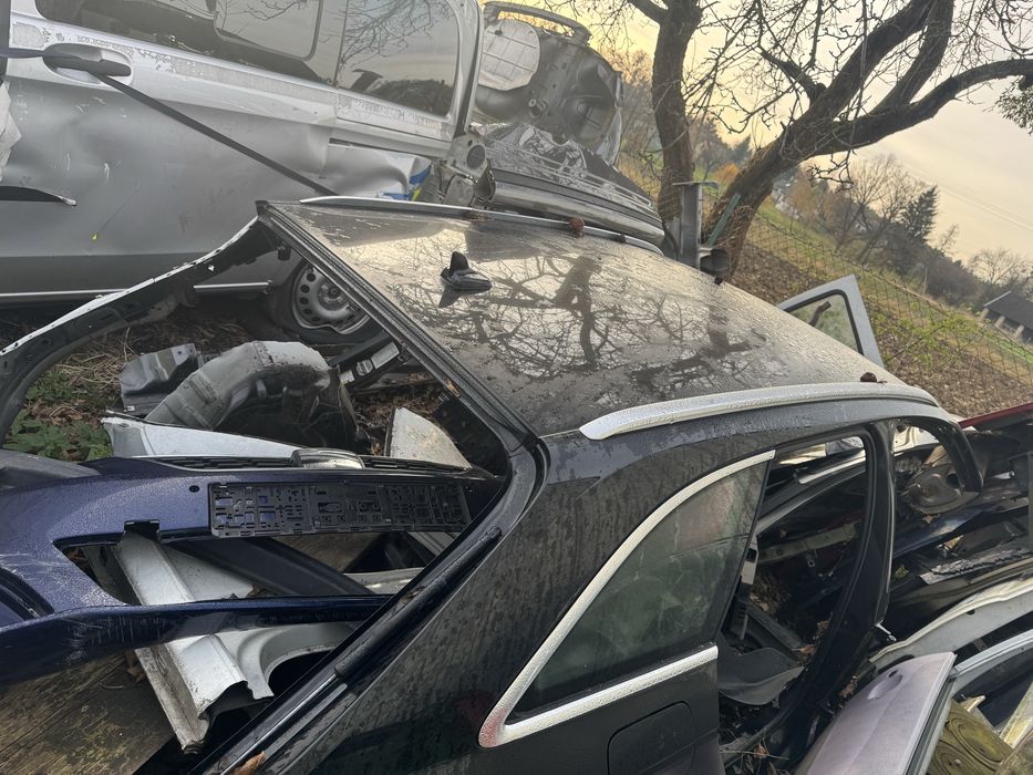 Audi A4 B9 blotnik  ćwiartka prawy tyl