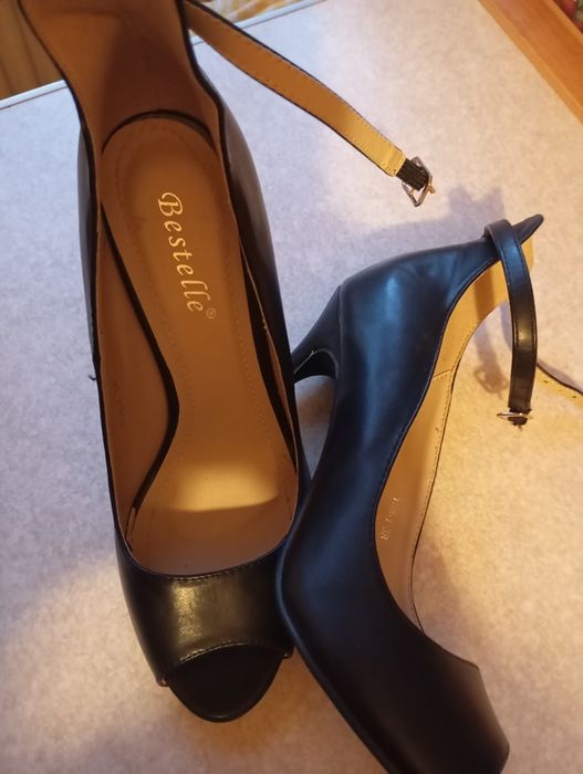 Szpilki czarne wysokie