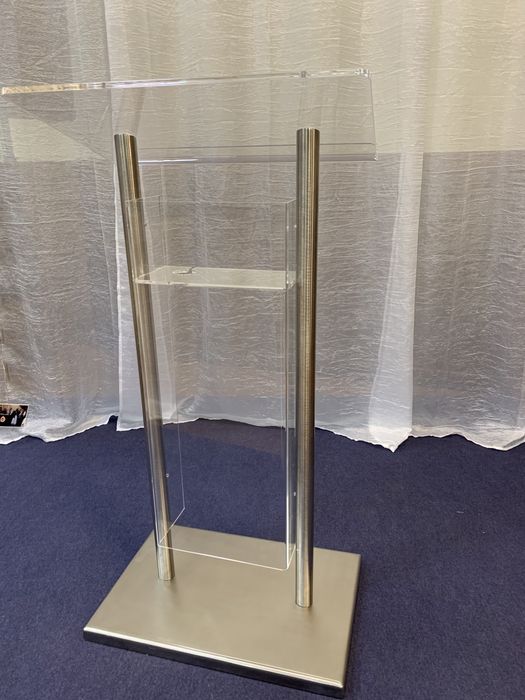 Púlpito Square em Inox e Acrilico