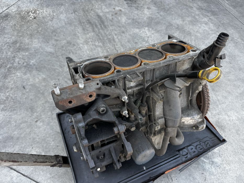 Bloco motor Peugeot 1.8 16v