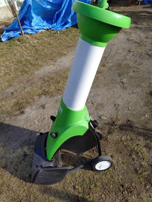 Rębak, rozdrabniacz do gałęzi Viking GE250S