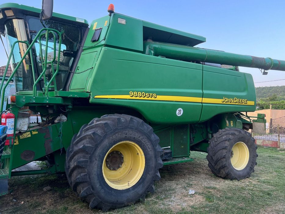 John Deere STS 9880