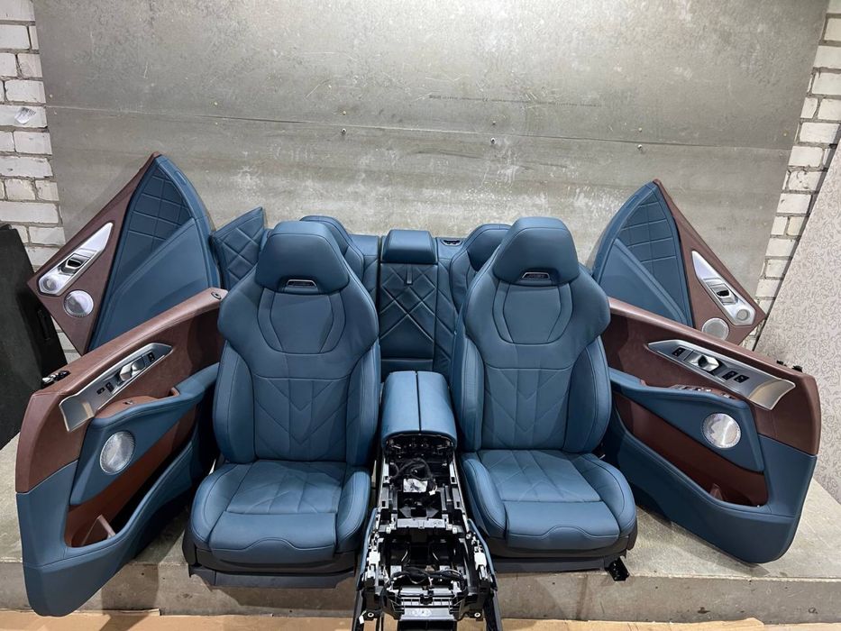 Комплектний салон до bmw  g09  XM