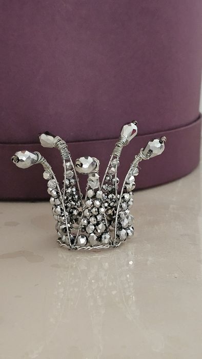 Шикарна корона для маленької принцеси