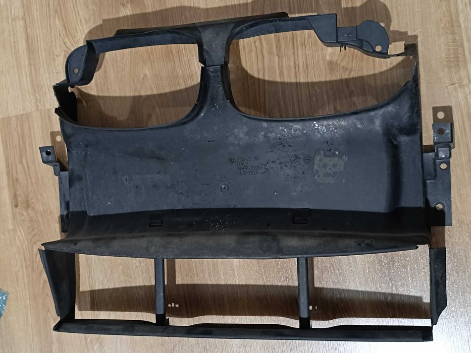 Kanał powietrza e46 coupe/cabrio 320cd 330cd