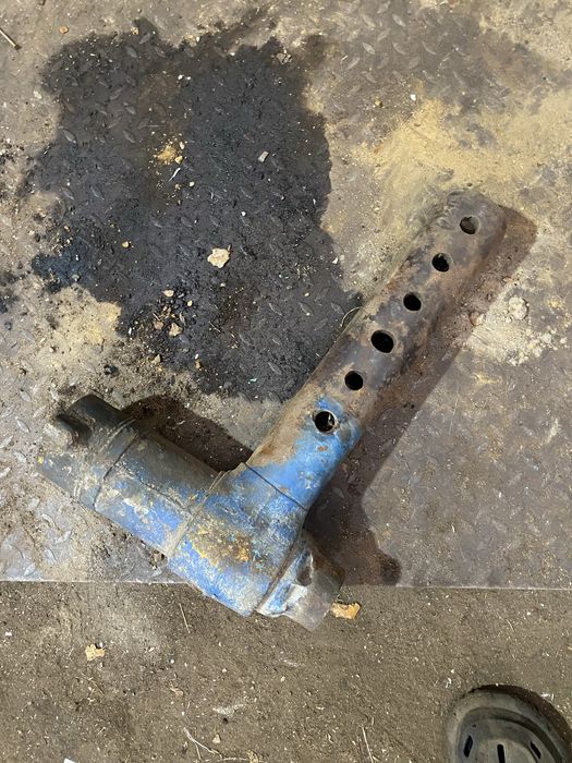 кулак видвижний Мтз 80