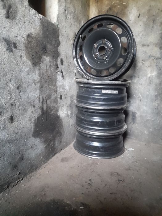 Диски Фольксваген Кадді,Туран, Шкода R 16