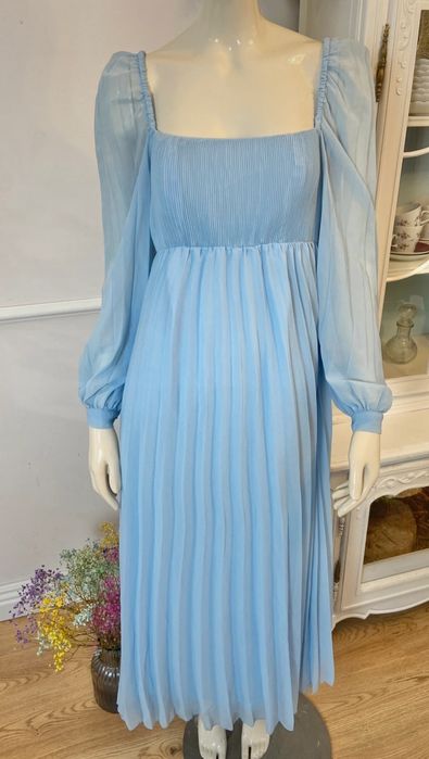 Błękitna suknia ciążowa S