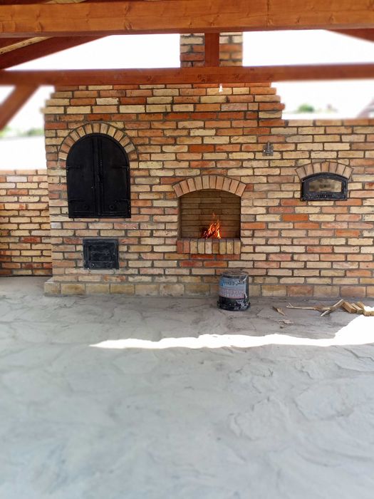 Grill murowany/Wędzarnia/ Piec do pizzy