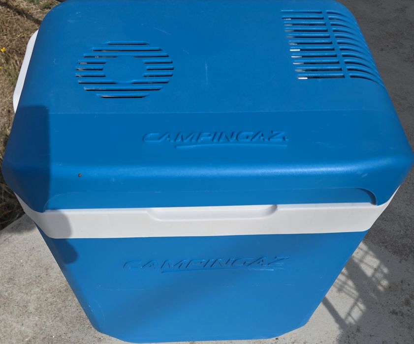 Geleira termoelétrica + Transformador - Campingaz POWERFREEZE Plus 25L