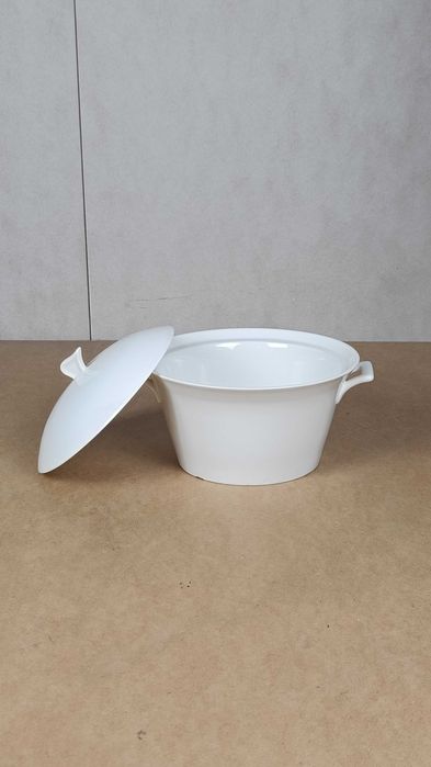 Waza do zupy z pokrywą ceramiczna biała - OUTLET