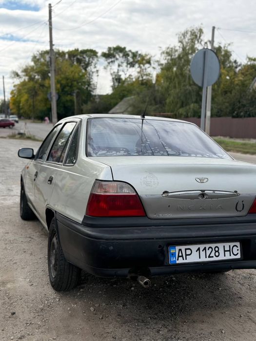 Продам део нексию