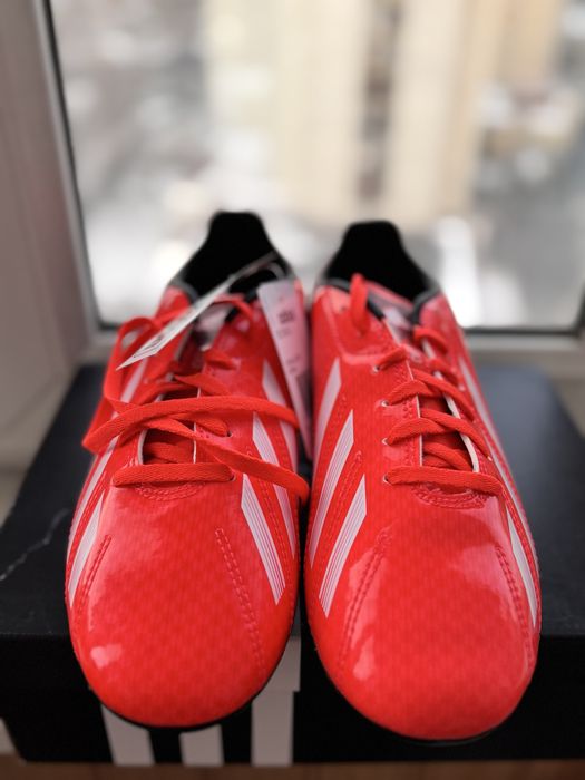 дитячі футбольні бутси Adidas F10 TRX FG J