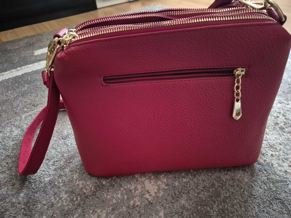 Nowa torebka na ramię i do ręki