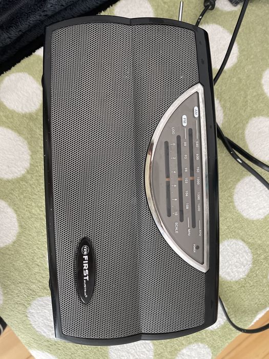 Male radio na dzialkę