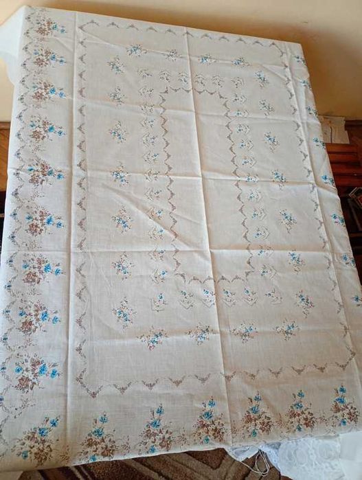 Obrus w kwiaty vintage PRL