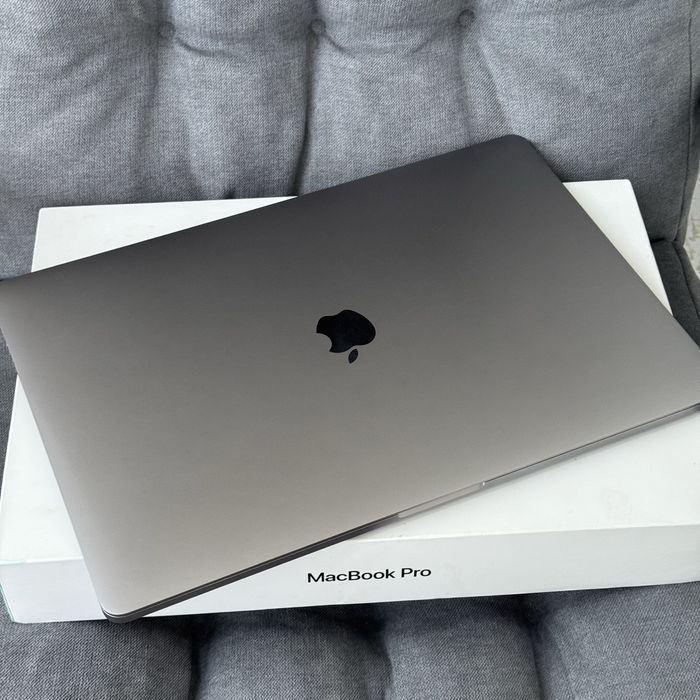 Apple Macbook Pro 2018 15 16/512 i7