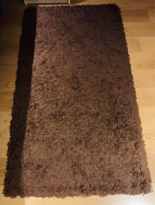 Tapetes castanhos QUARTO