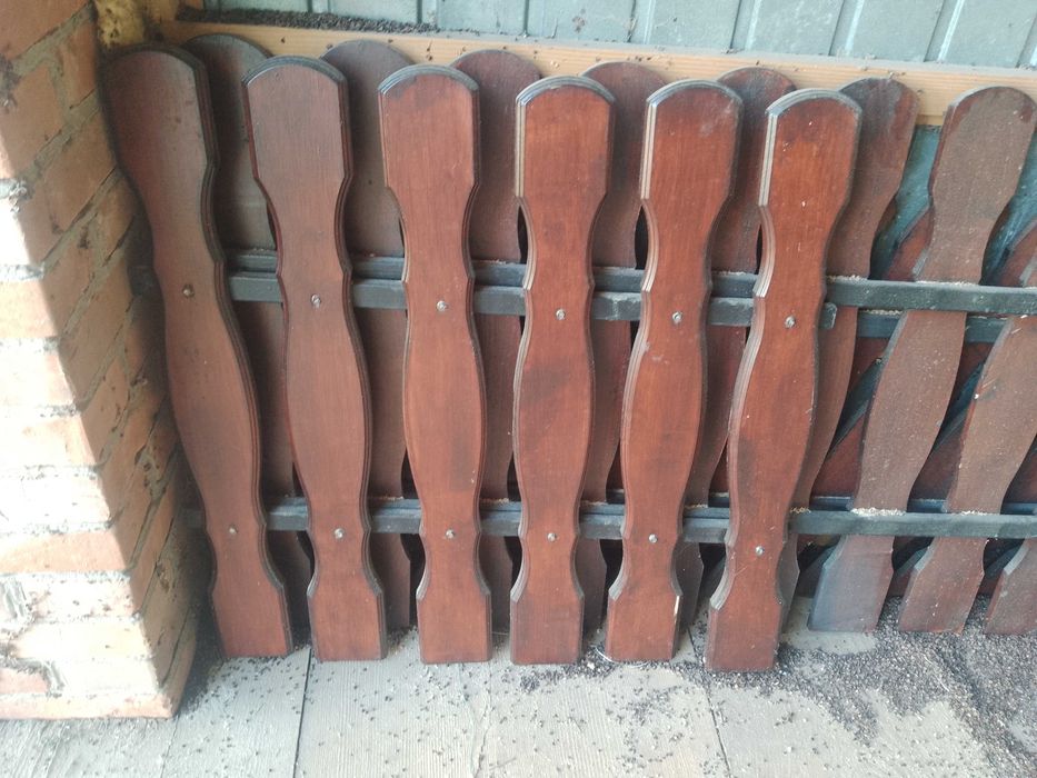 Sztachety, sztachetami, ogrodzenie, płot, balkon, poręcze