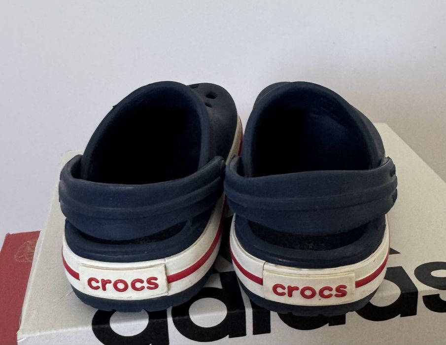 Дитяче взуття crocs