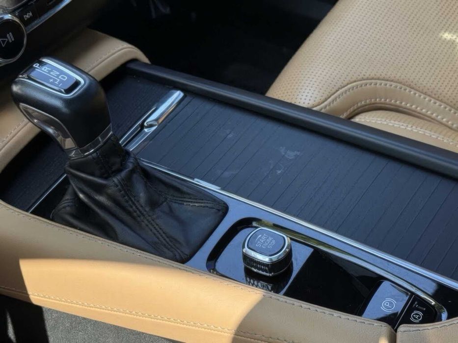 Volvo XC90 T6 Inscription 7-Passenger      2022