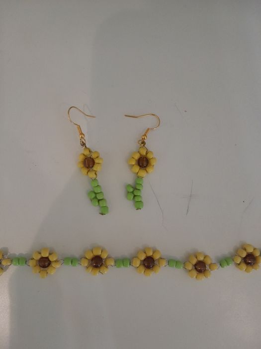 Żółty zestaw biżuterii słoneczniki