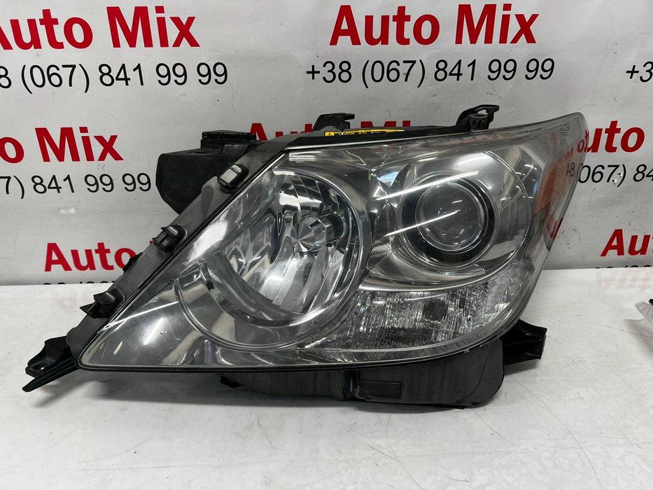 Фара LEXUS LX570 8118560D21 2010 рік