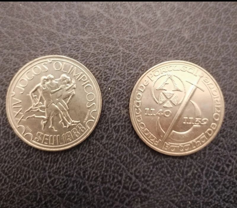 Moedas comemorativas 250 escudos