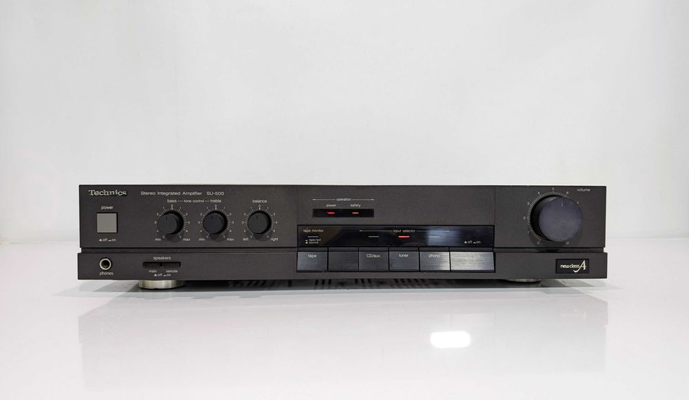 Hi-Fi підсилювач Technics SU-500, має 50 Вт/канал/ 4-16 Ом/ Class A