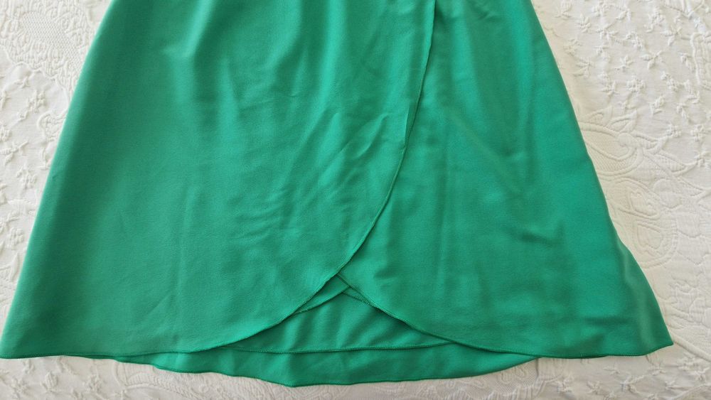 Vestido verde, H&M, tamanho 36, manga cava