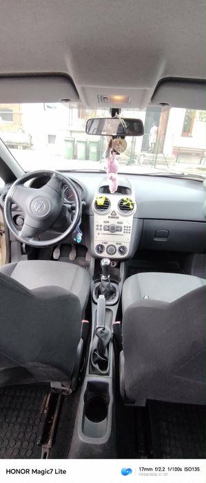Auto Opel Corsa D