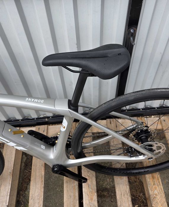 -61% rower szosowy TREK DOMANE SL 6 Gen 4 Carbon rozmiar 47  Shimano 105 Di2 12s