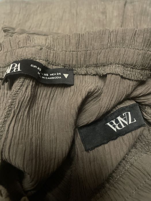 Calças Verdes Zara