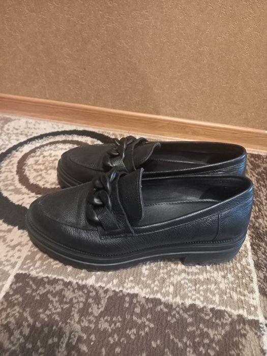 Туфлі-лофери Шкіряні